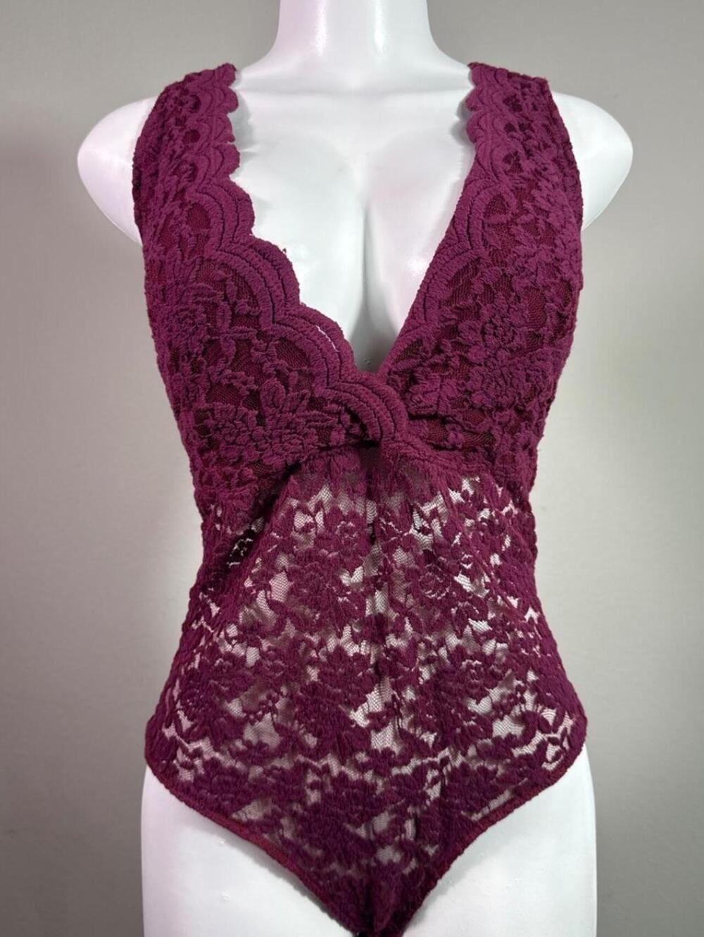 Ambiance Burgundy Lace Bodysuit Deep V – Women's Used Clothing